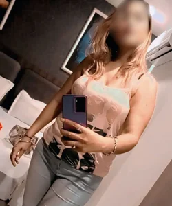 Call Girl Guwahati Heena